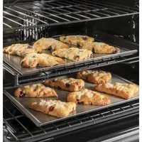 Café 30" 5.6 Cu. Ft. True Convection 6-Burner Slide-In Gas Range (CCGS700M2NS5) - Platinum Glass