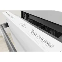 KitchenAid 24" 39dB Built-In Dishwasher with Third Rack (KDTE204KWH) - White