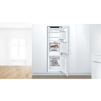 Bosch 24" 5.8 Cu. Ft. Bottom Freezer Refrigerator (B09IB91NSP) - Custom Panel