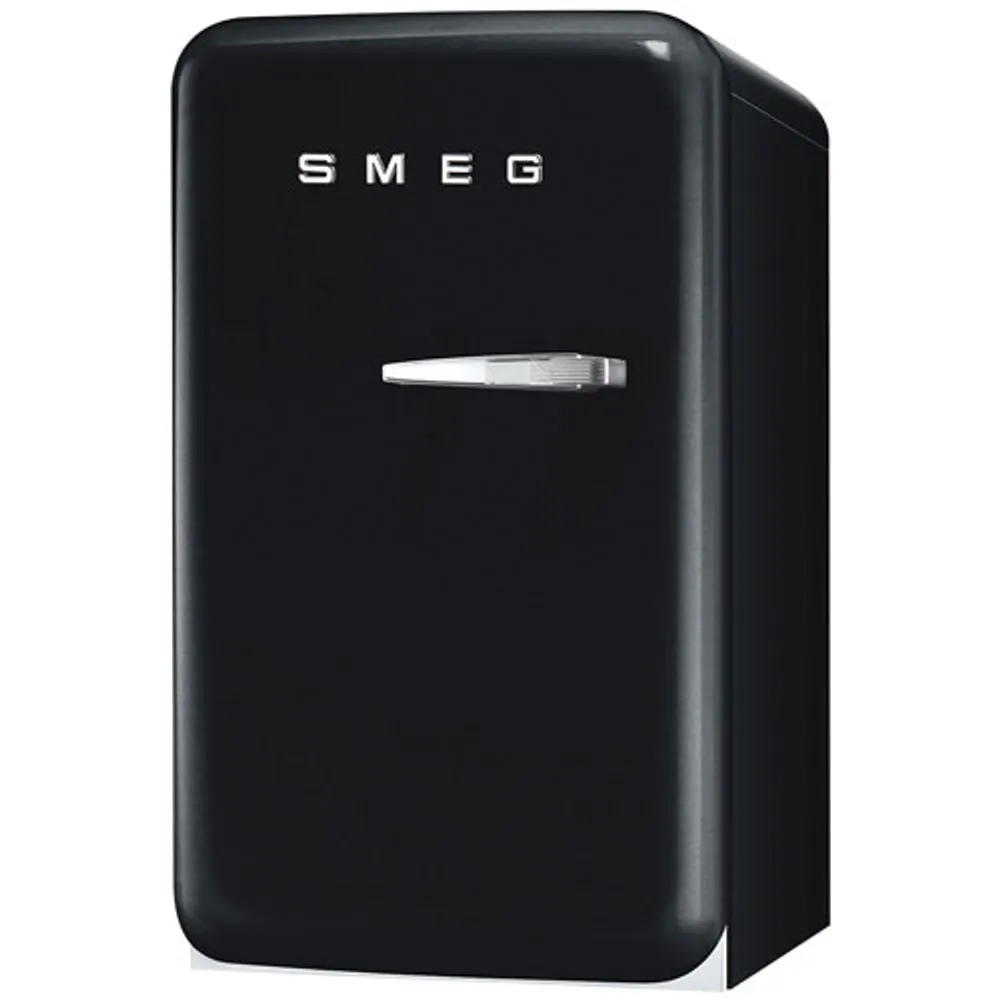 Smeg 50's 1.2 Cu. Ft. Freestanding Bar Fridge (FAB5ULBL3) - Black