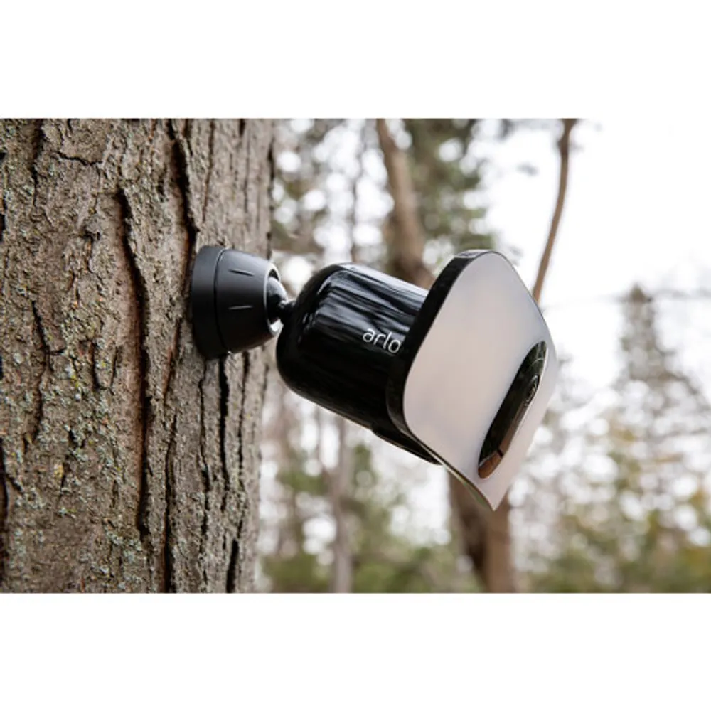 Arlo Pro 3 Wire-Free Outdoor 2K Floodlight Security Camera - Black