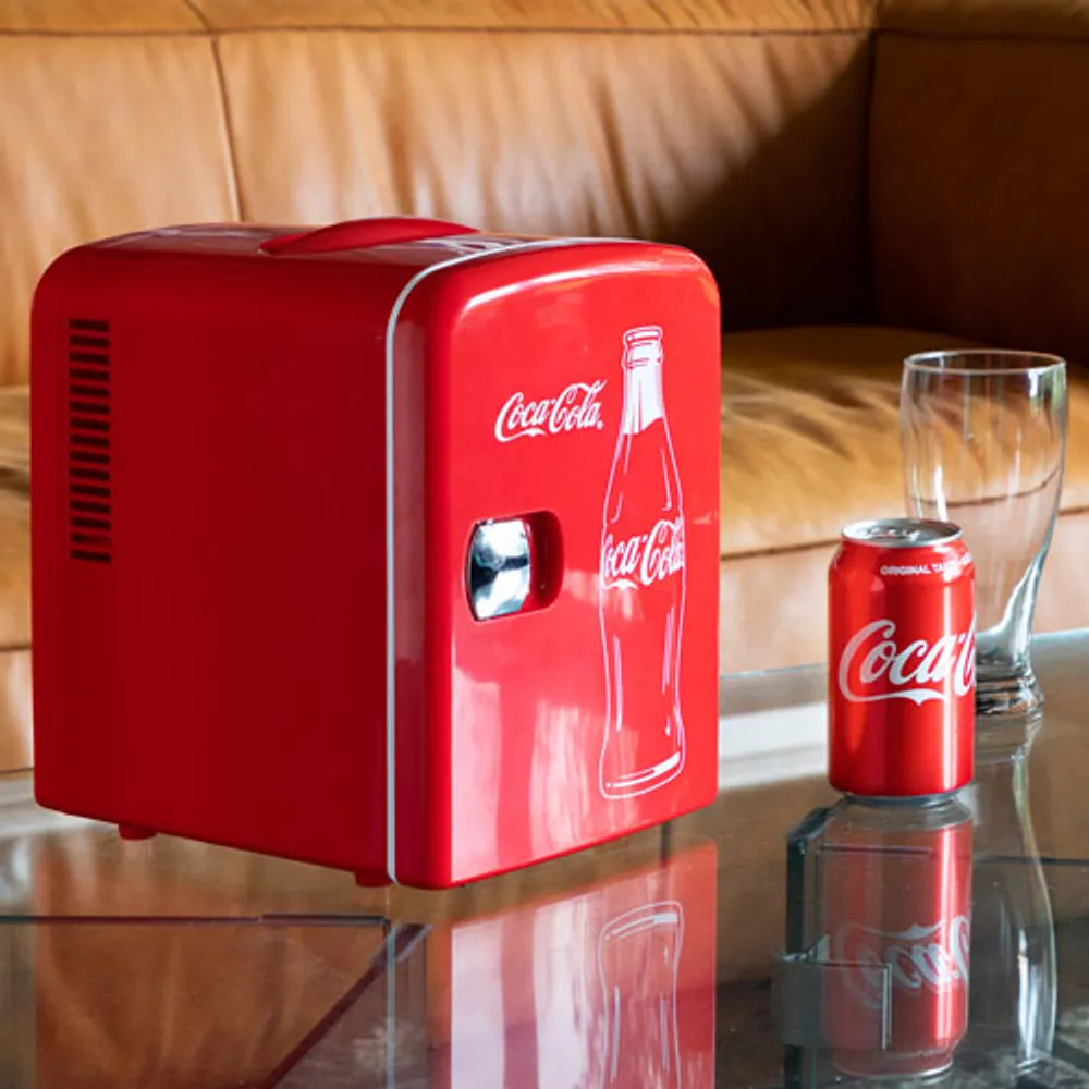 Coca-Cola 0.14 Cu. Ft. Freestanding Bar Fridge (KWC-4C)