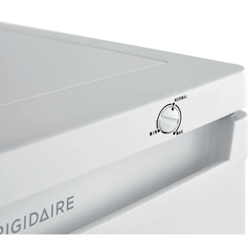 Frigidaire 5.8 Cu. Ft. Upright Freezer (FFUM0623AW) - White