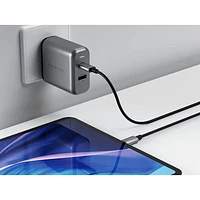 Concentrateur USB-C à 7 ports de Satechi + HDMI 4K pour MacBook Pro/Air (ST-CMBPM) - Gris cosmique