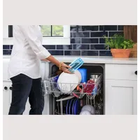 GE 24" 59dB Built-In Dishwasher (GDF510PSRSS) - Stainless Steel