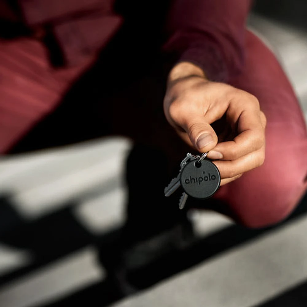 Dispositif de repérage d'article Bluetooth ONE Spot de Chipolo avec Find My d'Apple - Noir - Paq. 1