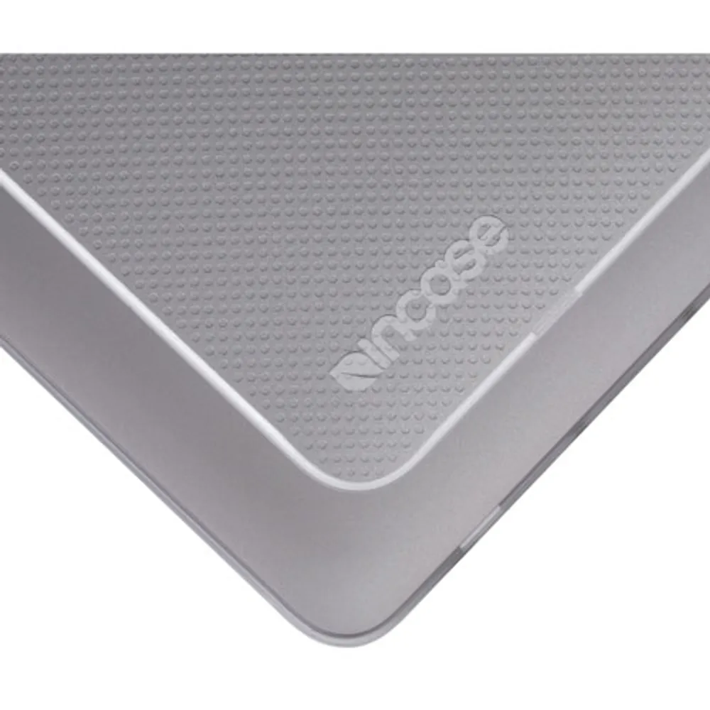 Incase Dot 16" Hard Shell Case for MacBook Pro (2020) - Clear