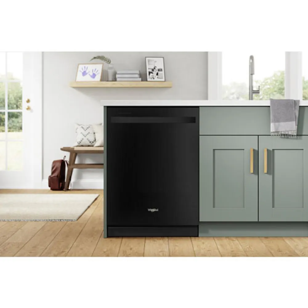 Whirlpool 24" 50dB Built-In Dishwasher with Stainless Steel Tub (WDT740SALB) - Black