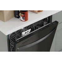 Lave-vaisselle encastrable 24 po 47 dB/cuve inox et 3e panier de Whirlpool (WDT970SAKV) - Inox noir