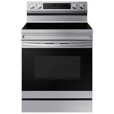 Cuisinière électrique 6,3 pi³ 30 po/friture air de Samsung (NE63A6511SS) - Inox - BO - Parfait état