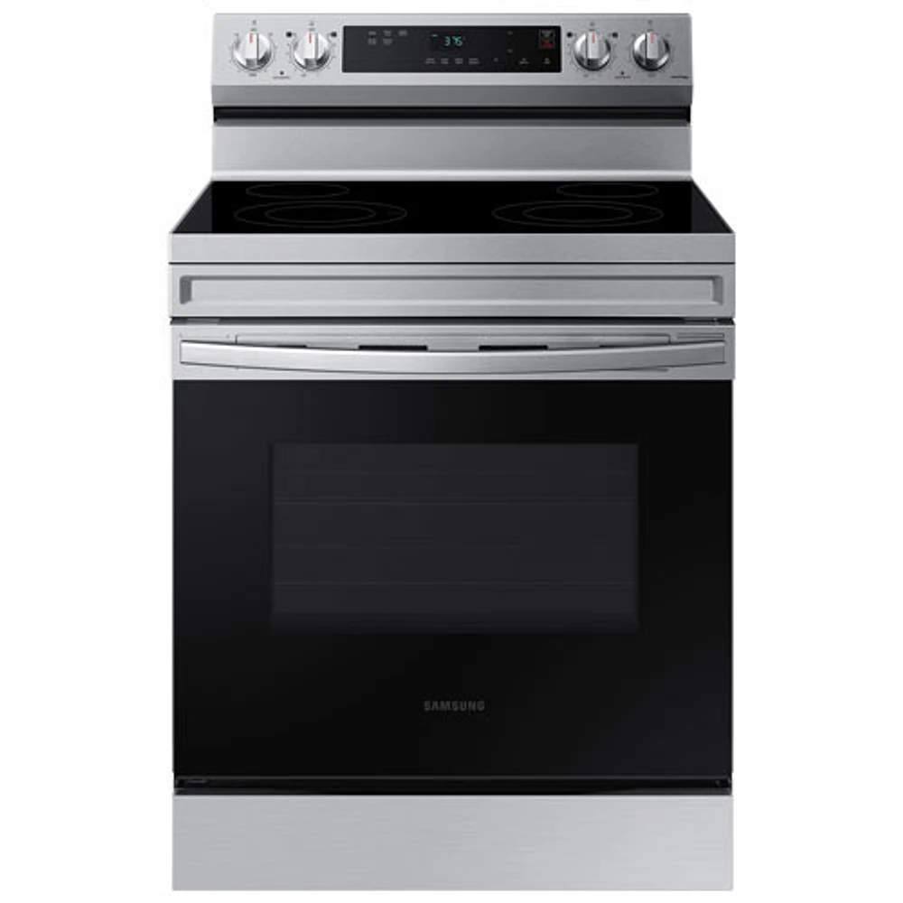 Cuisinière électrique autonome 30 po de Samsung (NE63A6111SS) - Inox - BO - Parfait état