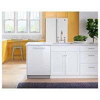 GE 24" 50dB Built-In Dishwasher with Third Rack (GDP630PGRWW) - White