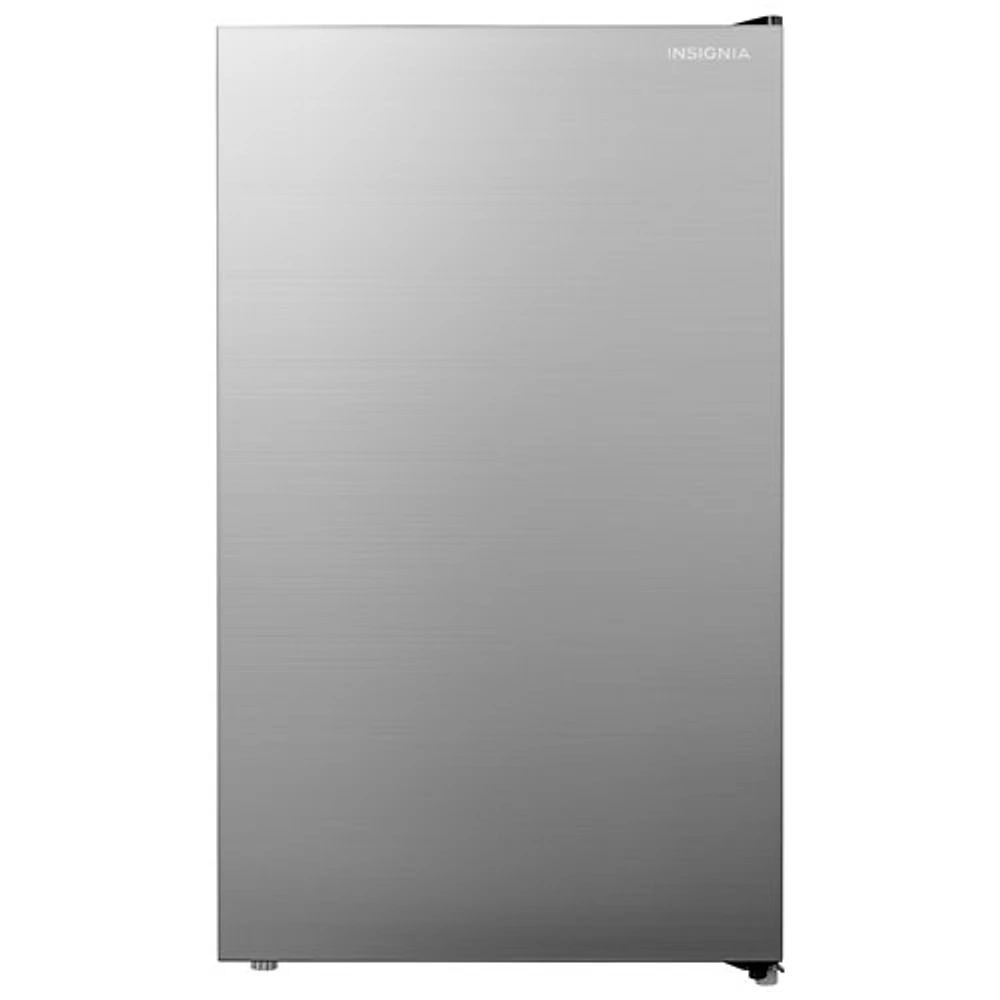 Insignia 4.4 Cu. Ft. Bar Fridge w/ Glass Door (NS-CF44GD3-C) - Graphite Silver - Only at Best Buy