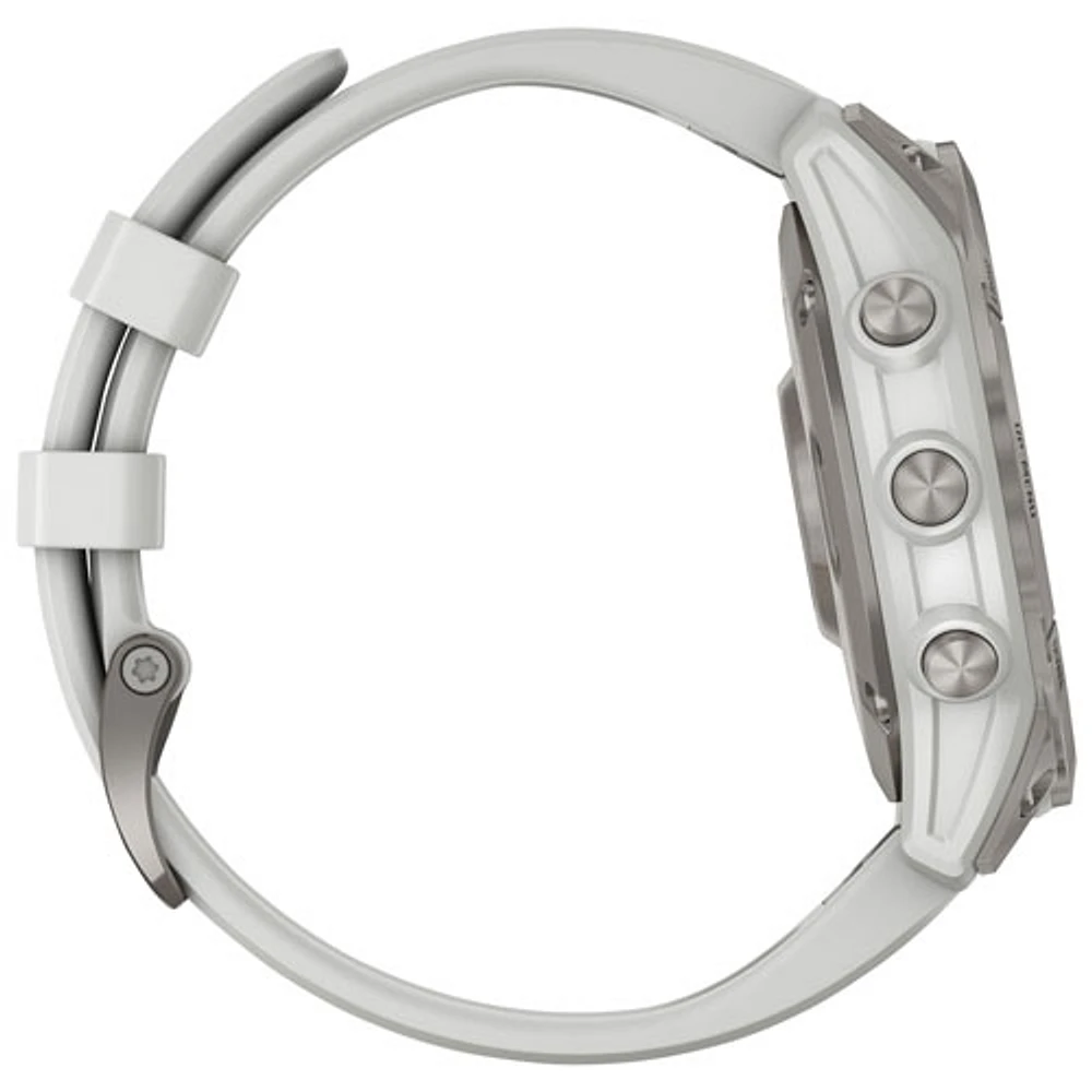 Montre intelligente active Bluetooth de 47 mm epix (Gen 2) de Garmin - Argenté/Blanc/Dos titane