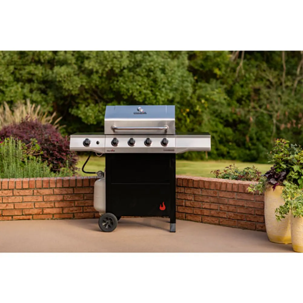 Char-Broil Performance 4-Burner 32000 BTU Propane BBQ