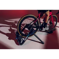 wahoo KICKR SNAP Bike Trainer