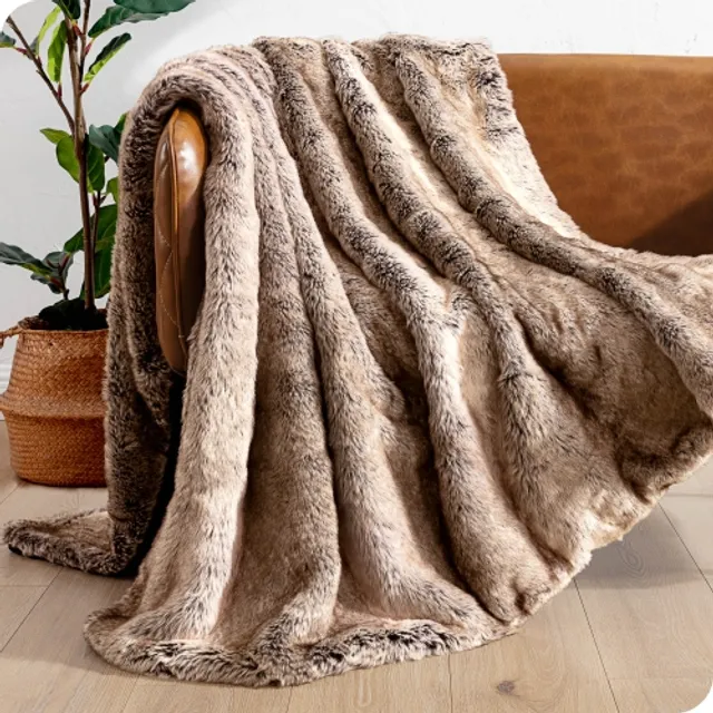 Bare Home Faux Fur Blanket - Ultra-Soft Blanket - Luxurious Fuzzy Warm  Blanket - Cozy Lightweight Soft Blanket (Throw