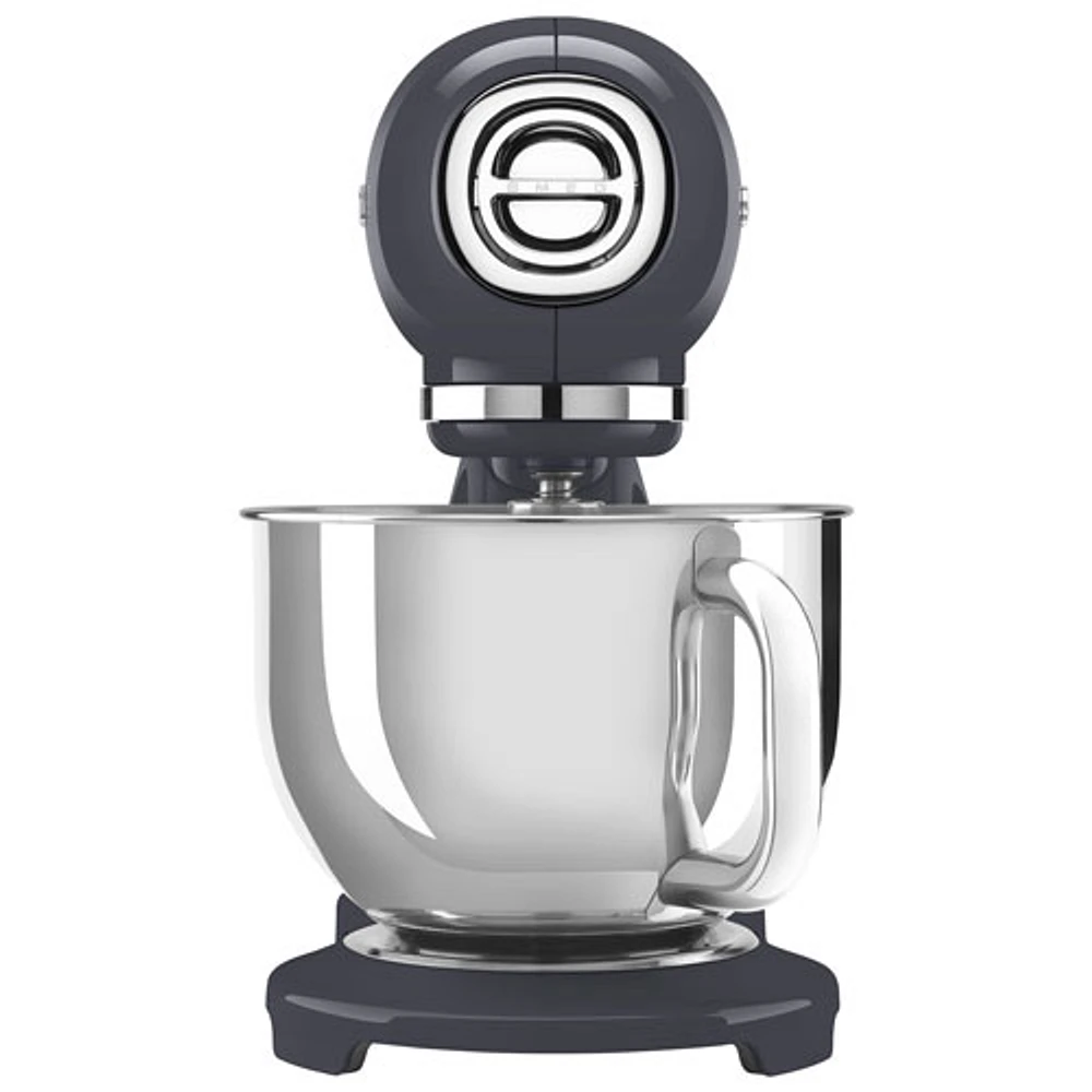 Batteur sur socle à tête inclinable de Smeg - 5,1 pintes - 600 W