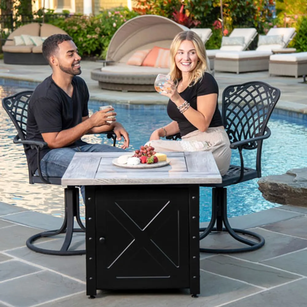 Table avec foyer au propane Mason d'Endless Summer - 50 000 BTU - Noir