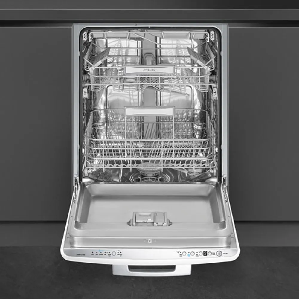 Smeg 24" 47dB Built-In Dishwasher with Third Rack (STU2FABWH2) - White