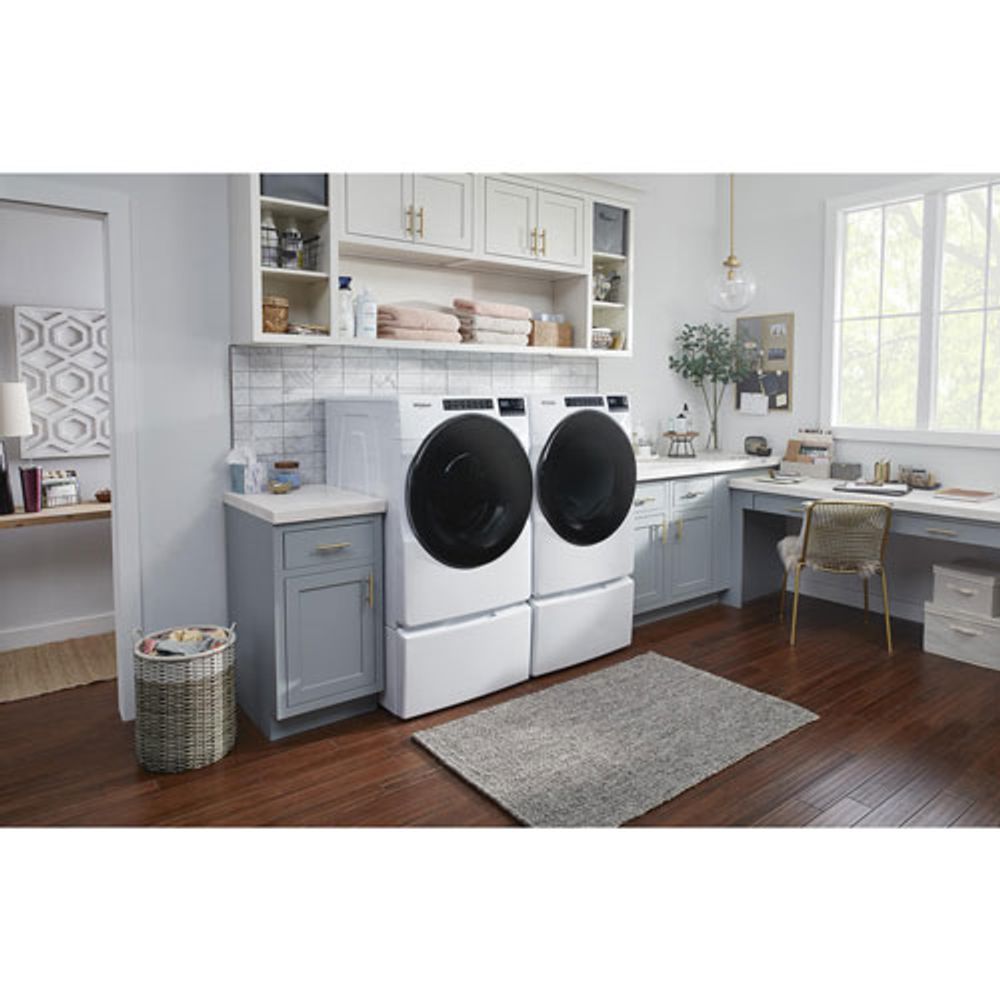 Whirlpool 7.4 Cu. Ft. Electric Dryer (YWED5605MW) - White