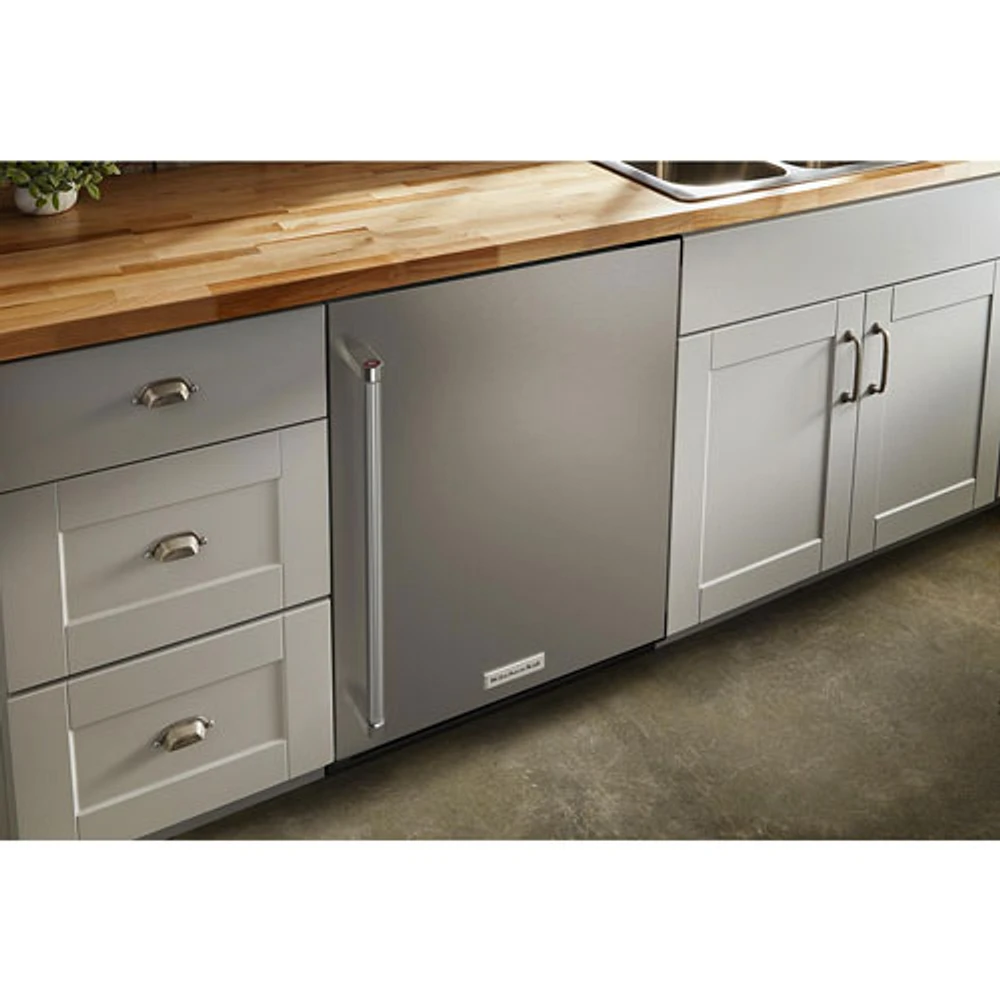 Réfrigérateur de bar autonome sous le comptoir de 5,0 pi³ de KitchenAid (KURR114KSB) - Acier inoxydable