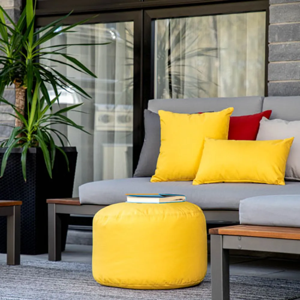 Pouf en polyester Soleil de Gouchee Home - Jaune