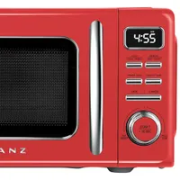 Galanz Retro 0.7 Cu.FT. Microwave (GLCMKZ07RDR07) - Hot Rod Red