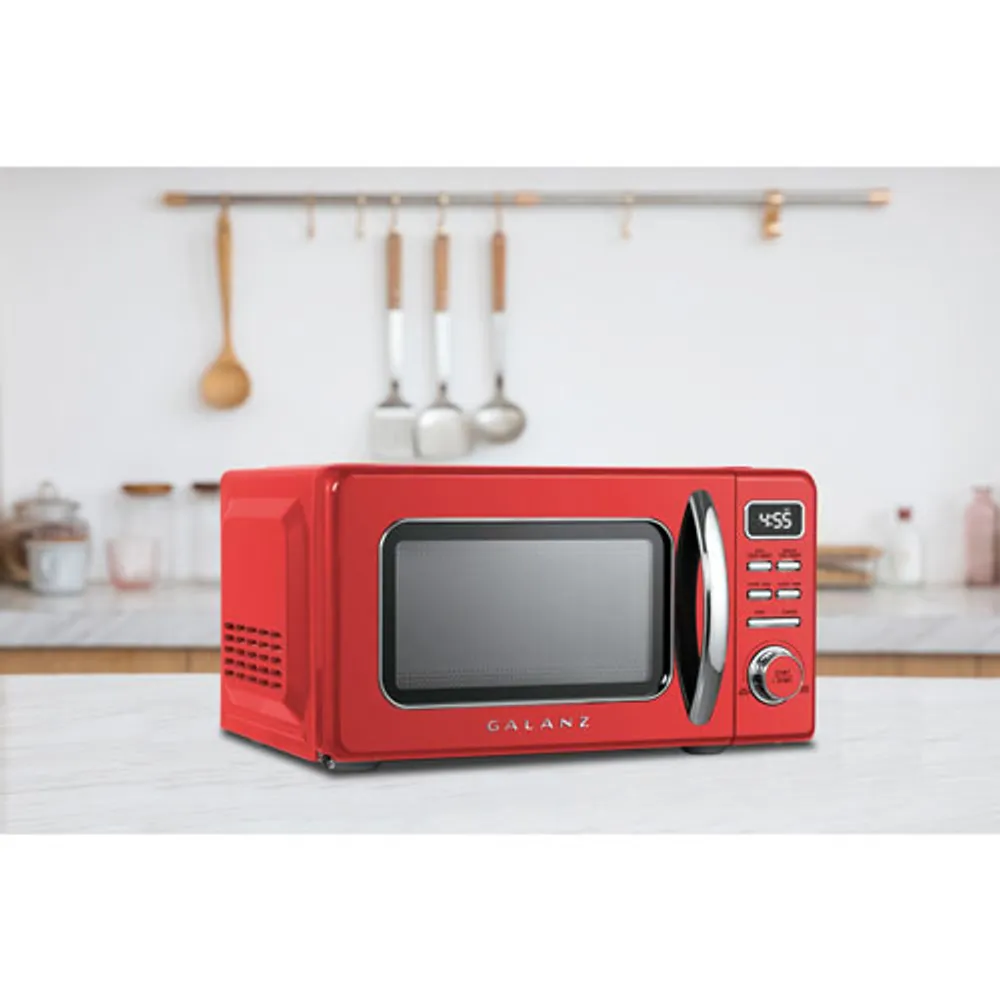 Best Buy: Galanz 0.7 Cu. Ft Retro MicroWave GLCMKZ07RDR07