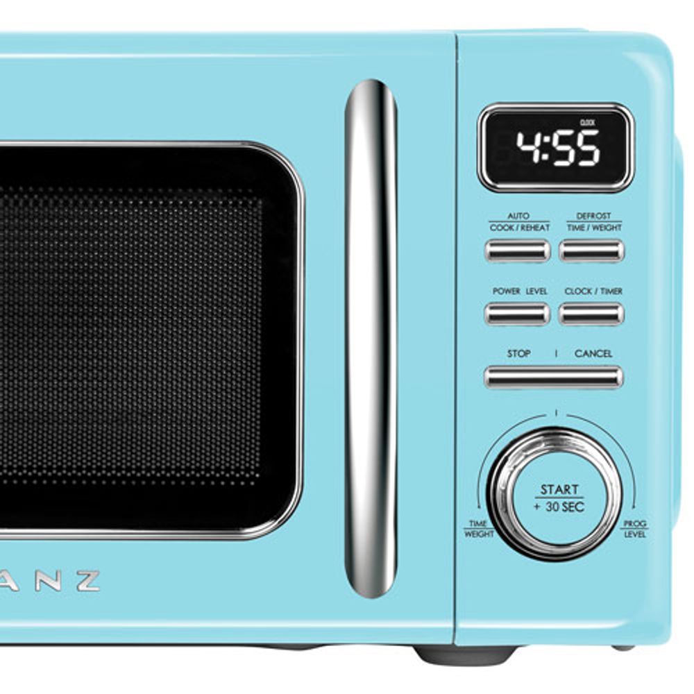 Galanz Retro 0.7 Cu.FT. Microwave (GLCMKZ07BER07) - Bebop Blue