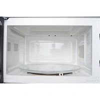 Four à micro-ondes Retro 0,7 pi³ de Galanz (GLCMKZ07WER07) - Blanc lait frappé