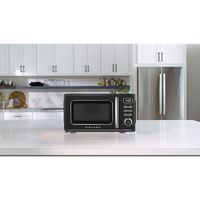 Galanz Retro 0.7 Cu.FT. Microwave (GLCMKZ07BKR07) - Vinyl Black