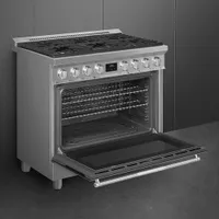 Smeg 36" 4.5 Cu. Ft. True Convection 6-Burner Freestanding Gas Range (SPR36UGGX) - Stainless Steel