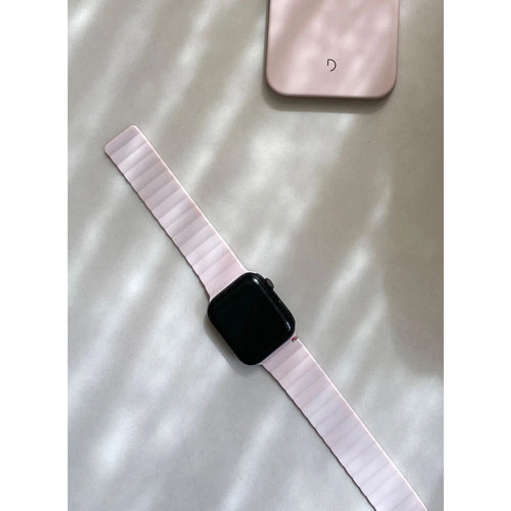 Bracelet en silicone de Decoded pour Apple Watch de 38 mm/40 mm/41 mm - Rose poudre