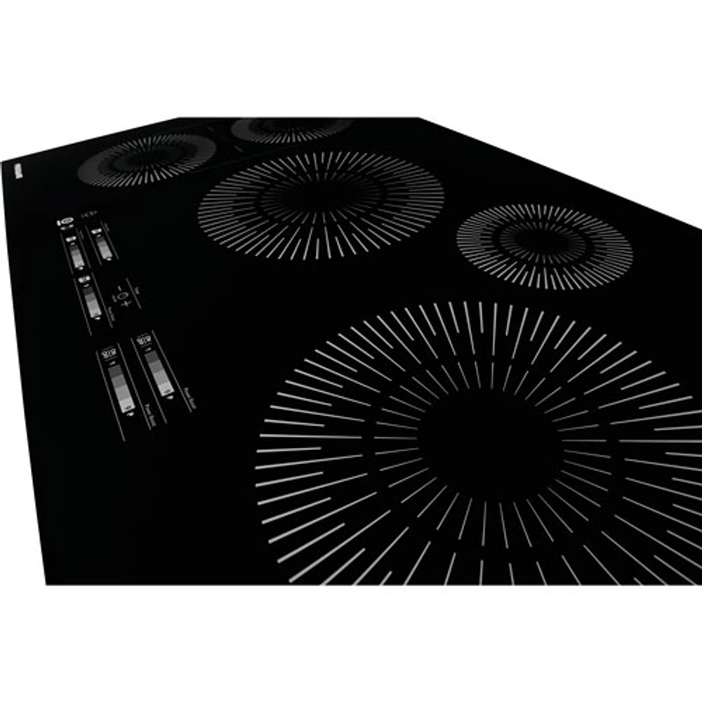 Surface de cuisson à induction de 36 po à 5 éléments de Frigidaire (FCCI3627AB) - Noir