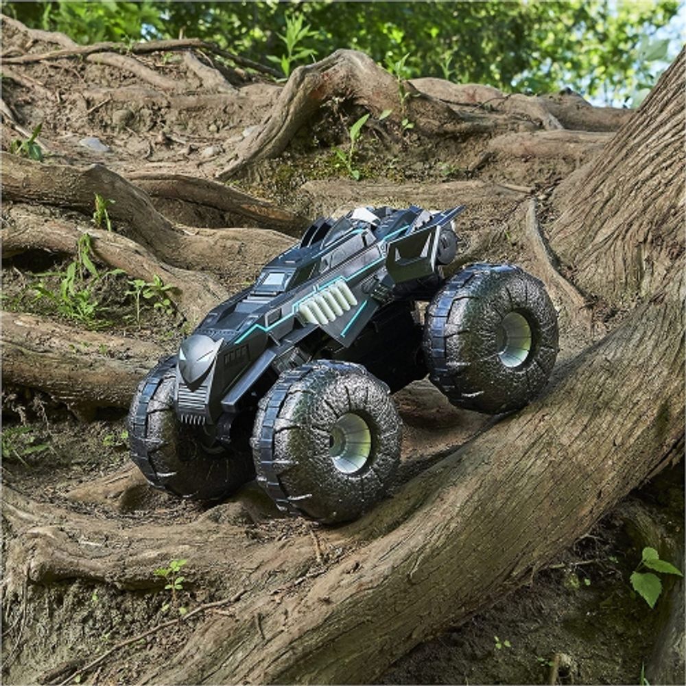 SPIN MASTER Dc comics Batman, All-Terrain Batmobile Remote Control Vehicle,  Water-Resistant Batman Toys for Boys Aged 4 and Up (6062331)