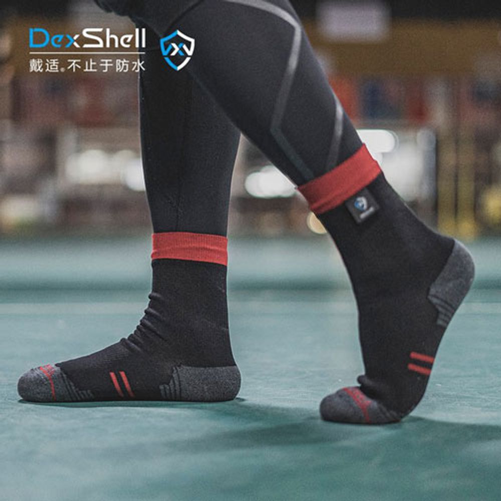 DexShell DriRelease DriFil RunningLite Waterproof Sock - Black/Red - Large