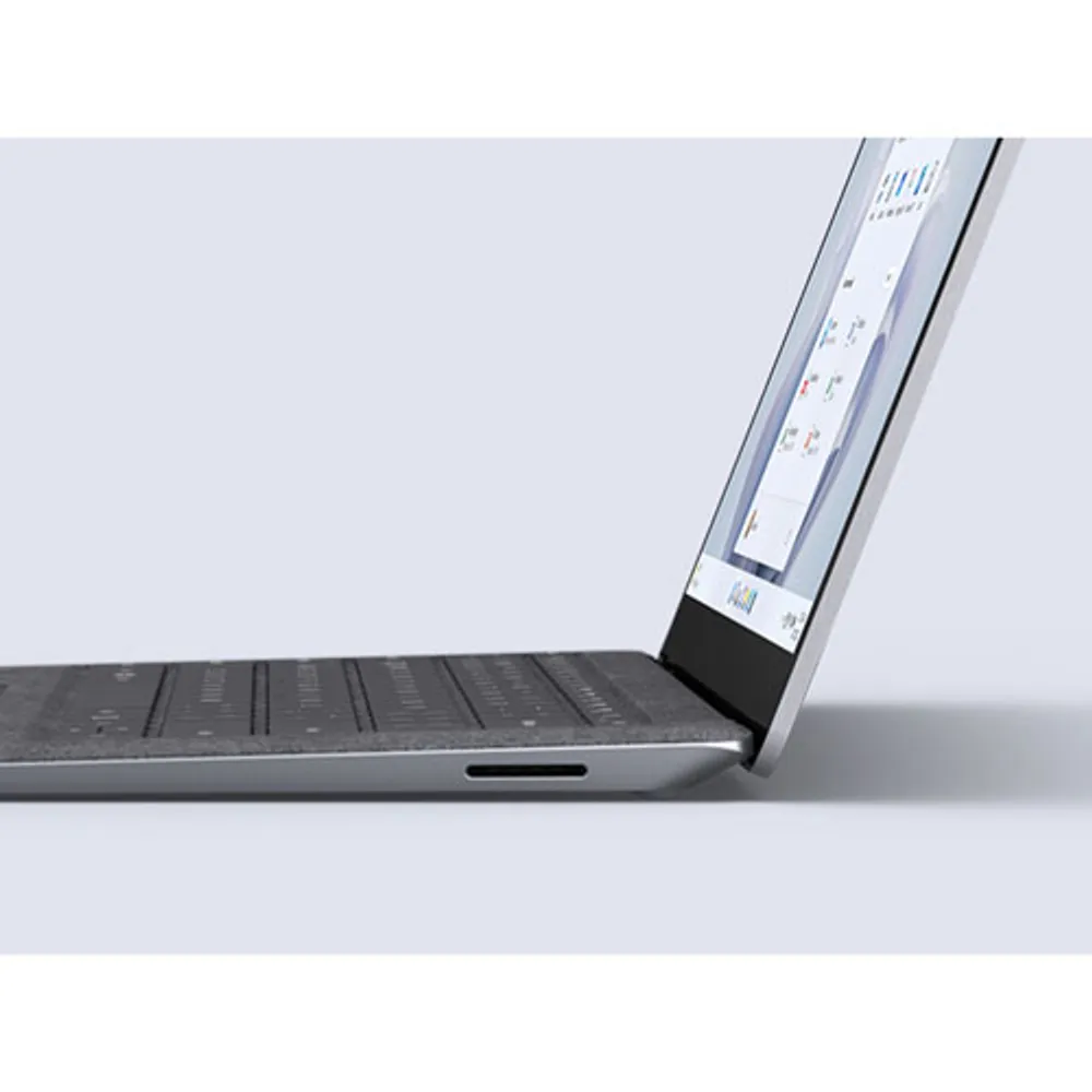 Microsoft Surface Laptop 5 Touchscreen 13.5" - Platinum (Intel Evo i5-1235U/256GB SSD/8GB RAM/Windows 11