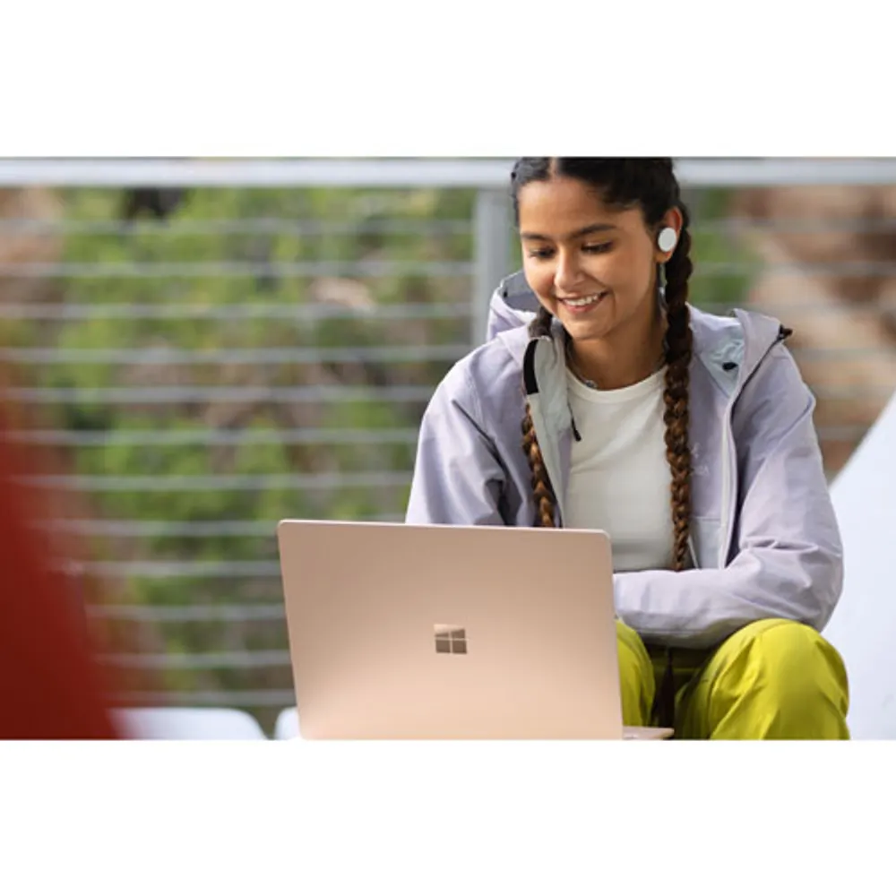 Microsoft Surface Laptop 5 Touchscreen 13.5" - Sandstone (Intel Evo i5-1235U/512GB SSD/8GB RAM) - En - Exclusive Retail Partner