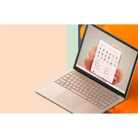 Microsoft Surface Laptop 5 Touchscreen 13.5" - Sandstone (Intel Evo i5-1235U/512GB SSD/8GB RAM) - En - Exclusive Retail Partner