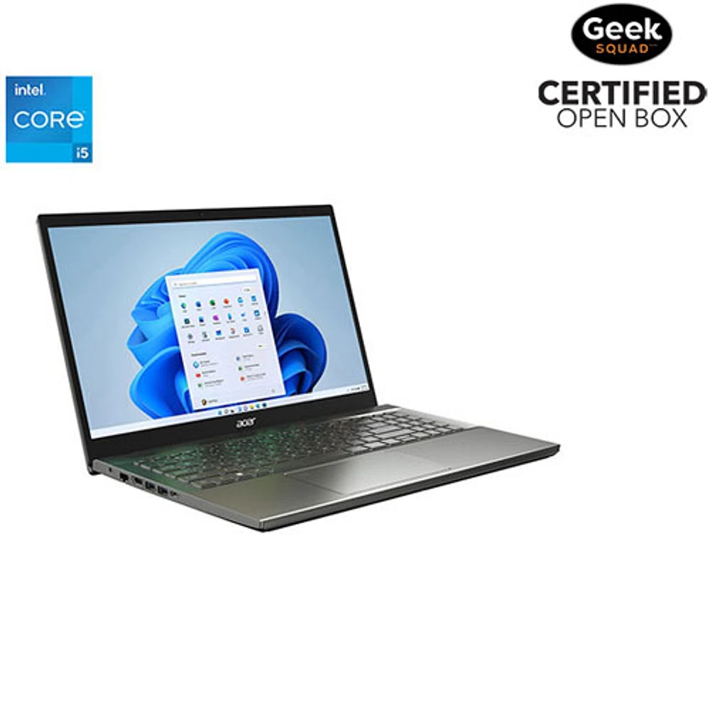 Boîte ouverte - Portable de 15,6 po Aspire 5 d'Acer - Fer (Core i5-1235U d'Intel/SSD 512 Go/RAM 12 Go/Windows 11)