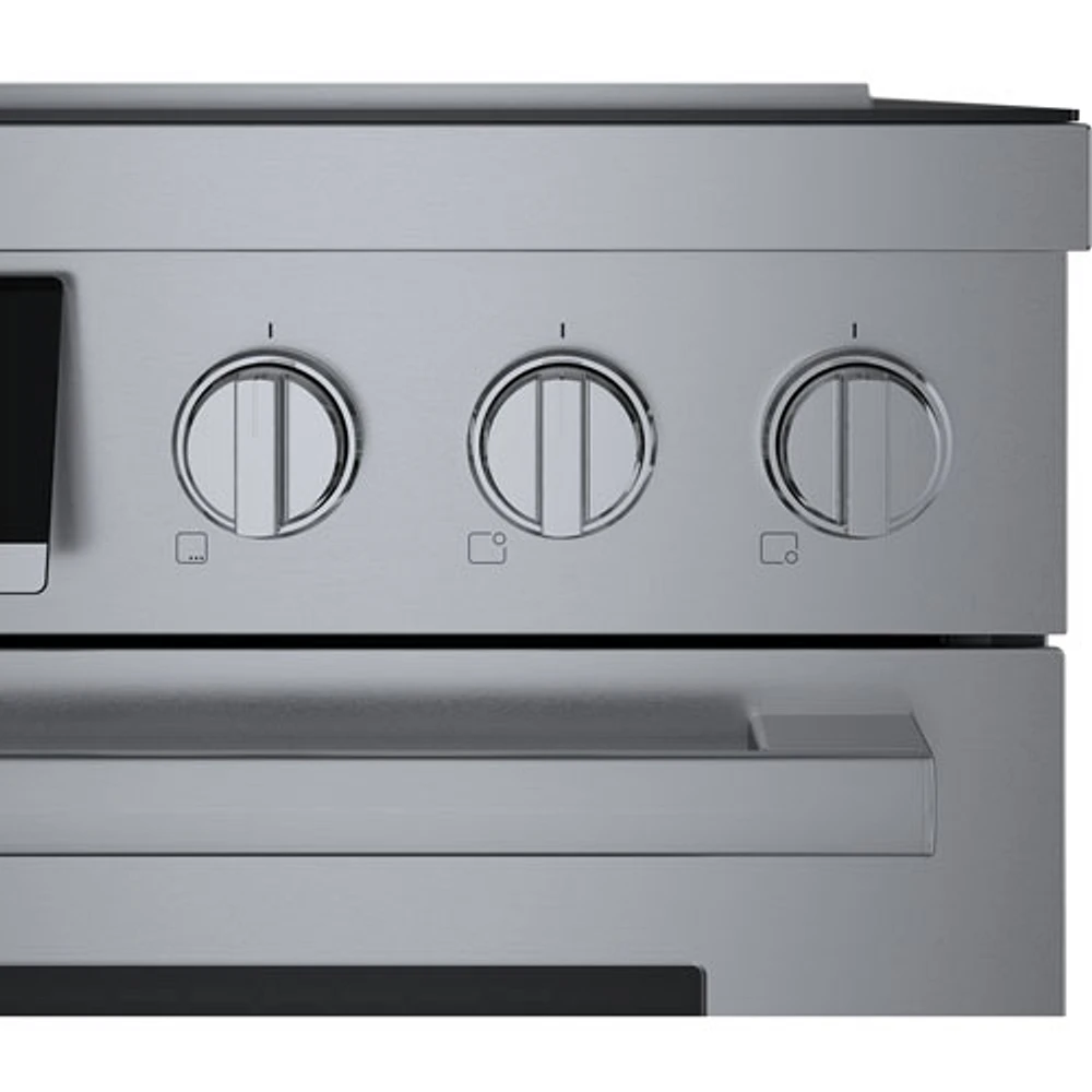 Cuisinière à induction à convection véritable 5 éléments 36 po série 800 po de Bosch (HIS8655C) - Inox