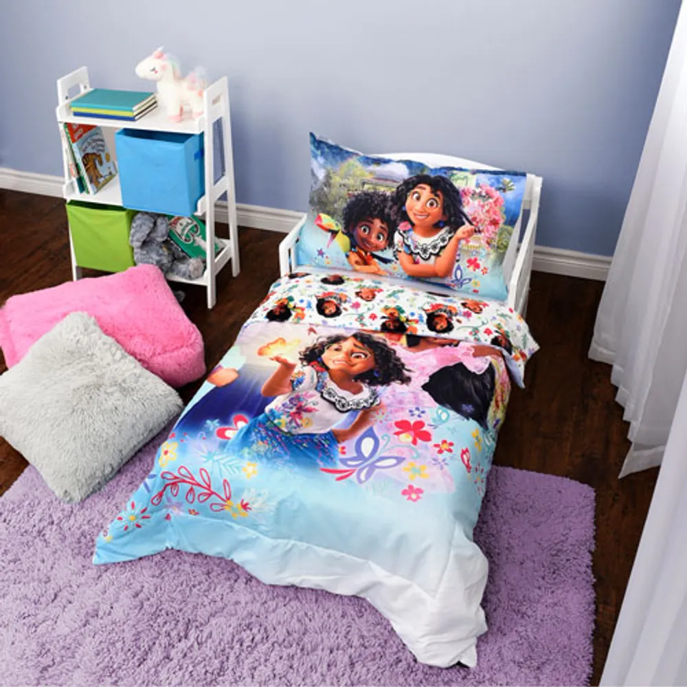 Nemcor Marvel Spidey and Friends 2-Piece Toddler Bedding Set
