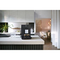 Machine à café et à expresso de comptoir CM 5310 Silence de Miele - Noir lustré