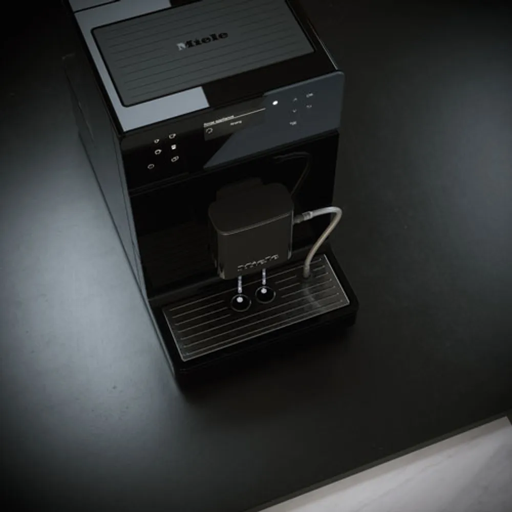 Machine à café et à expresso de comptoir CM 5310 Silence de Miele - Noir lustré