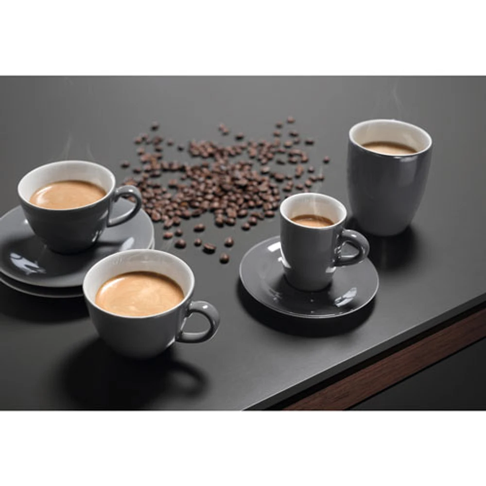 Machine à café et à expresso de comptoir CM 5310 Silence de Miele - Noir lustré
