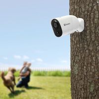 Swann Xtreem Wire-Free Indoor/Outdoor 1080p HD Security Camera - White