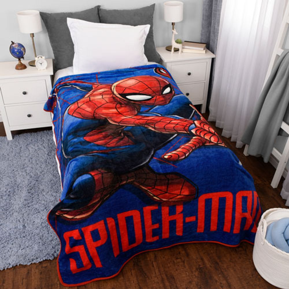 Marvel Polyester Plush Throw Blanket - 60" x 90" - Spiderman