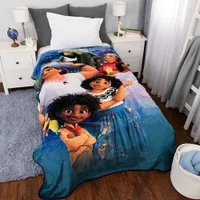 Disney Encanto Polyester Throw Blanket - 60" x 90" - Encanto
