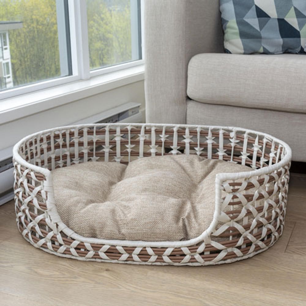 Bowser & Meowser Oval Resin Wicker Pet Bed